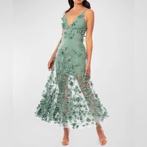 HELSI Vanessa Embroidered Floral Applique Maxi Dress